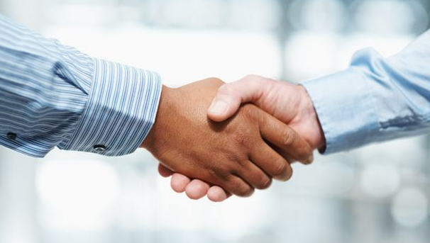 “引領(lǐng)時代，合作共贏”——簽約東南教育虛擬仿真實訓(xùn)項目